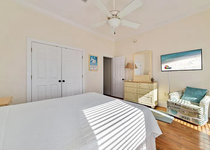A Sunkissed Escape Holiday home *